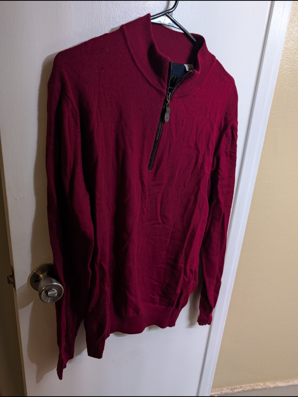 Orvis Men's Zip-Neck Sweater in Wine